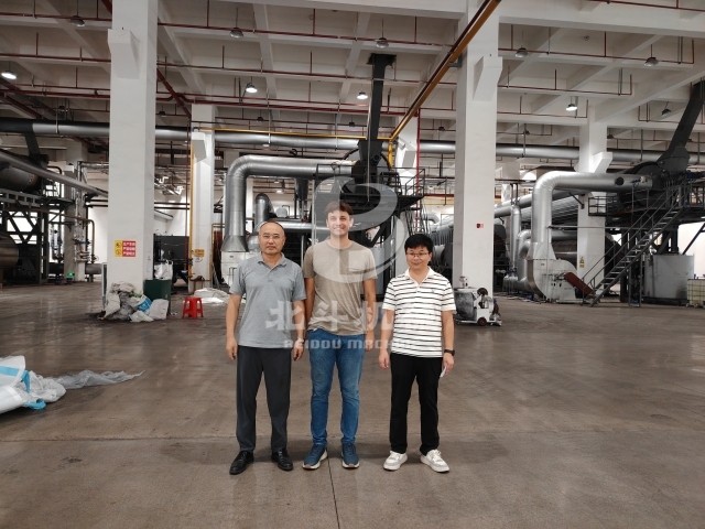 一线纪实 国产精品麻豆系列生产线安装现场实拍